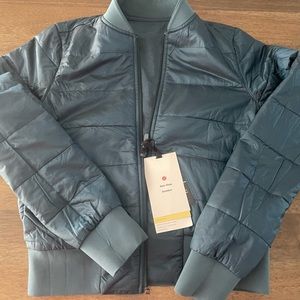 NWOT Lululemon non stop bomber reversible 4 submarine